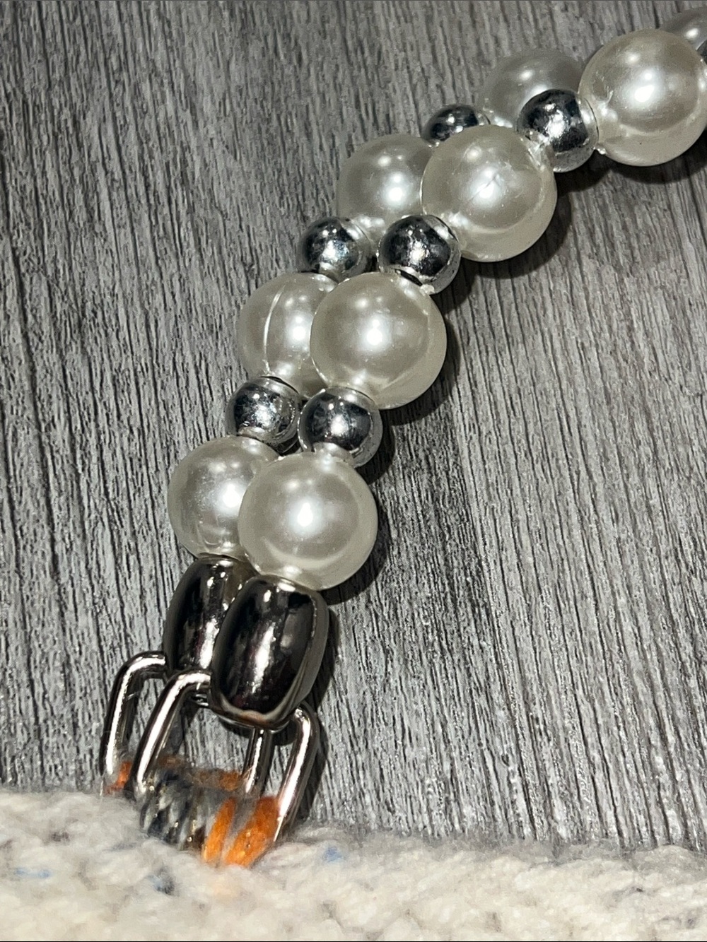 Knitted Multicolor Handbag with Faux Pearl and Silver Beaded Handle - Picture 8 of 12